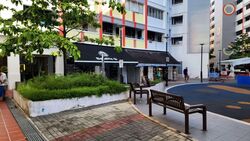 Tampines Heart (D18), Shop House #587076971